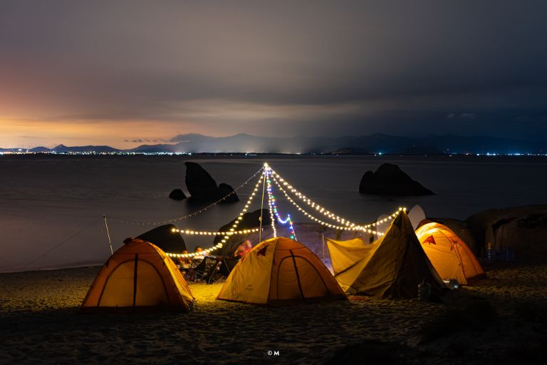 Cắm trại tại Bãi Ôm 